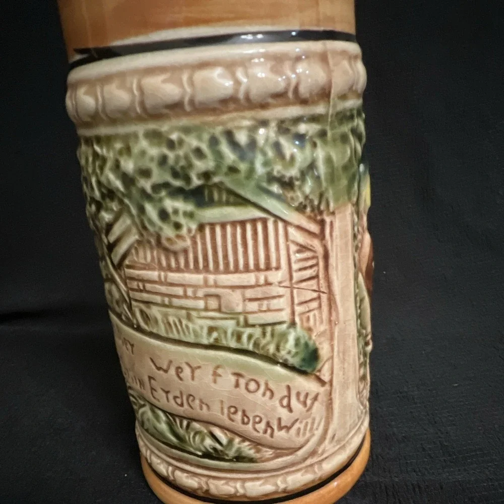 Vintage Giftcraft Toronto Japan Beer Stein German Tavern Relief MCM
